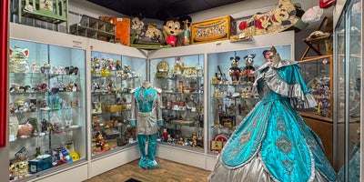 5 Places to Find Disney Collectibles and Antiques in Orlando